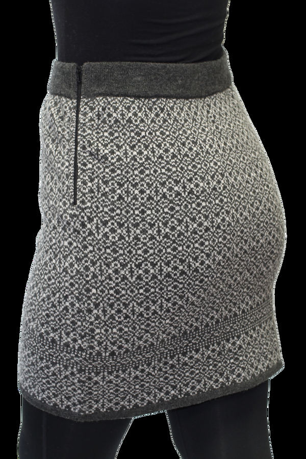 Everest Designs Dolpa Skirt