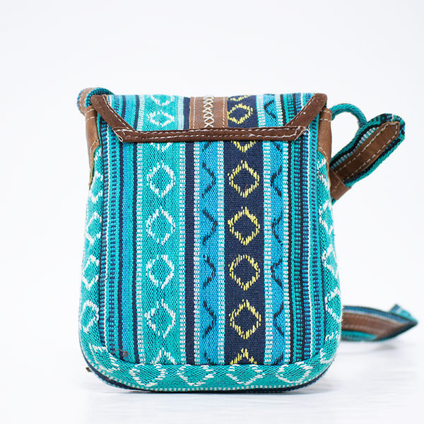 Everest Designs Gavi Cross Body