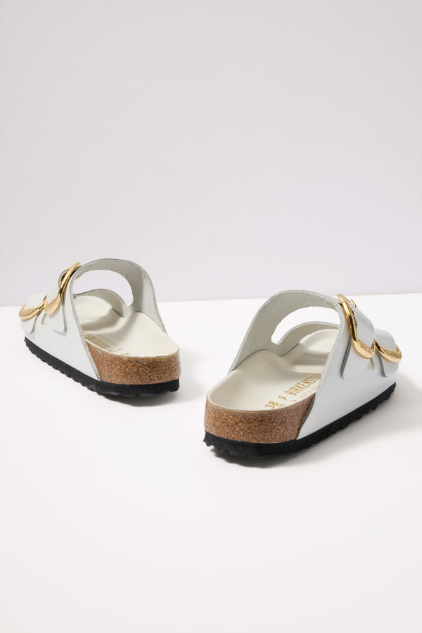 Everve Arizona Big Buckle High Shine Gold Hammered Antiquewhite