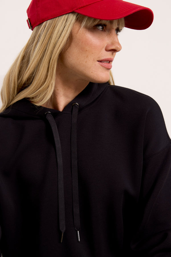 Everve AirEssentials Cropped Hoodie Veryblack