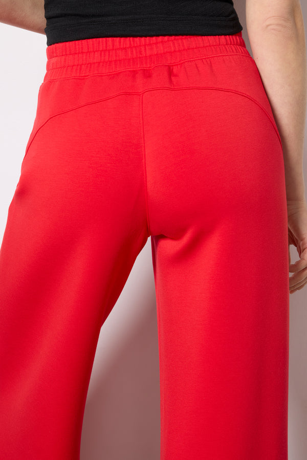 Everve AirEssentials Wide Leg Spanxred