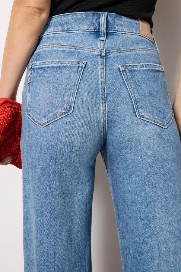 Everve Anessa 31` W/ Raw Hem Showtime