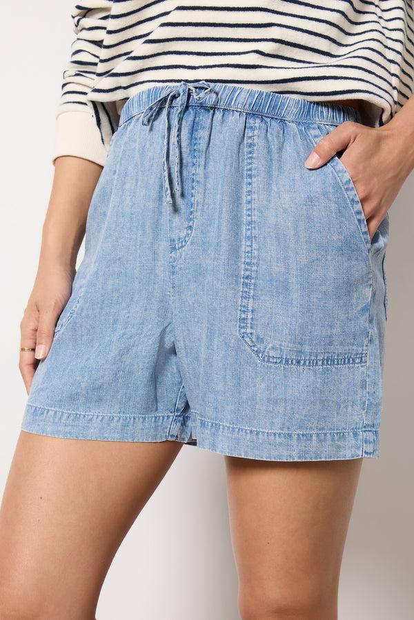 Everve Angie Indigo Short Indigo