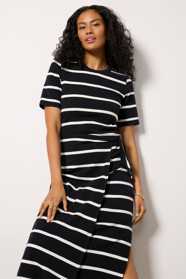 Everve Anna Twist Dress Black/Whitestripe