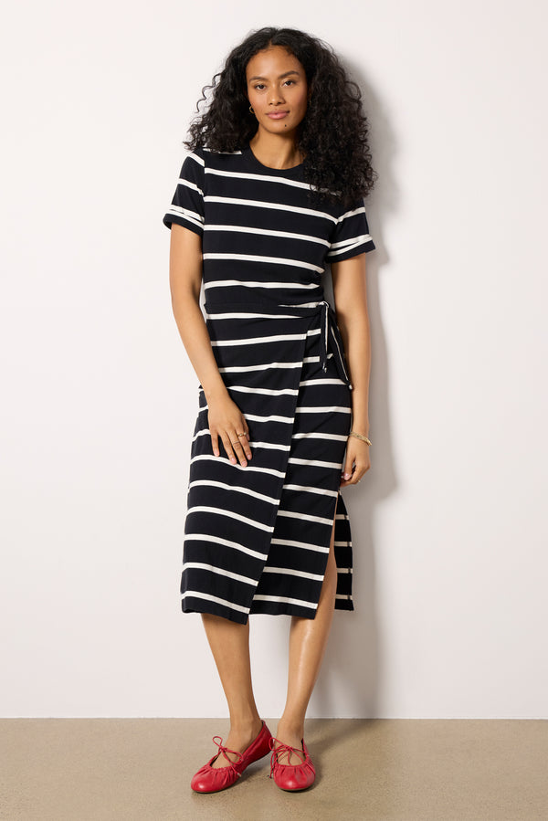 Everve Anna Twist Dress Black/Whitestripe