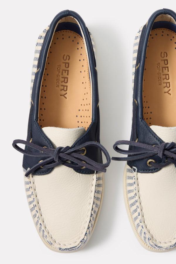 Everve AO 2 Eye Striped Boat Shoe Offwhite/Navy