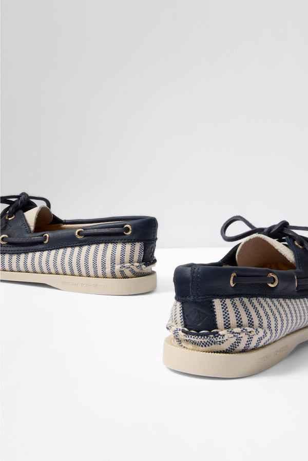Everve AO 2 Eye Striped Boat Shoe Offwhite/Navy