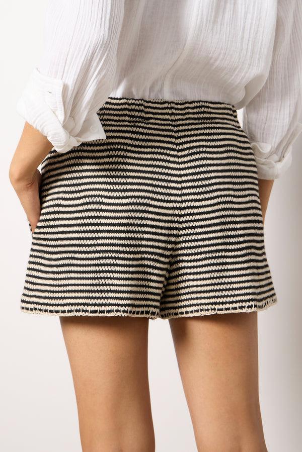 Everve Arezzo Short Black