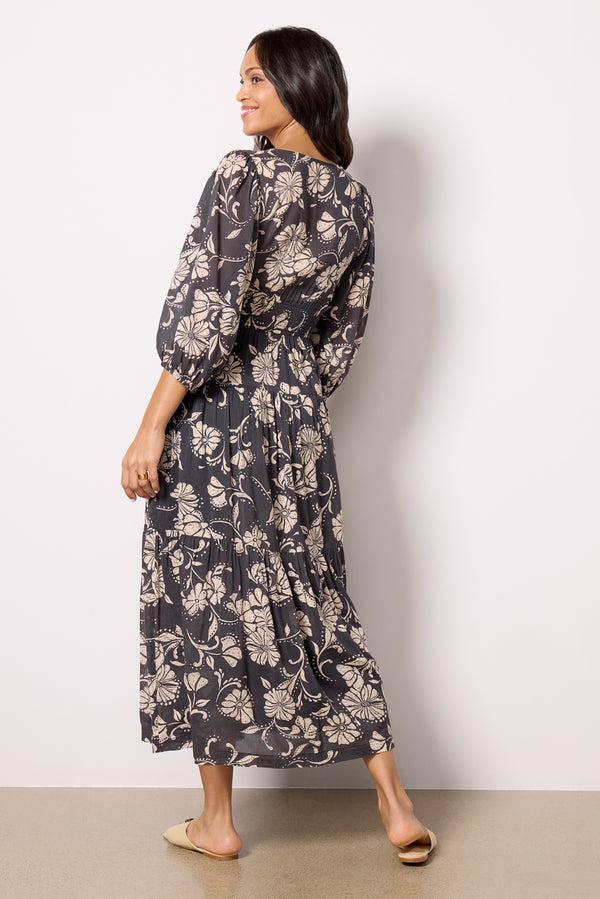 Everve Ariana Floral Midi Dress Parchment