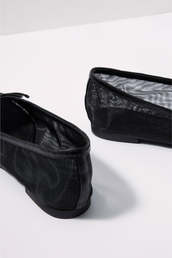 Everve Arissa Mesh Ballet Flat Black