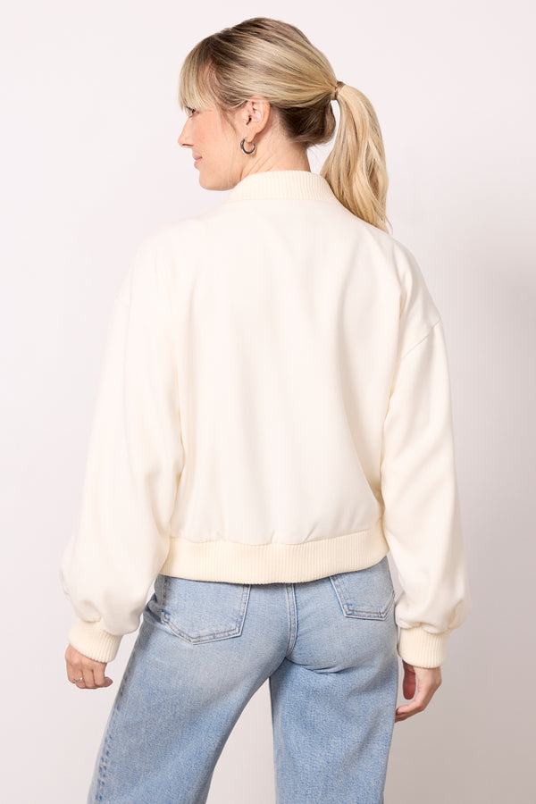 Everve Arlo Bomber Ecru