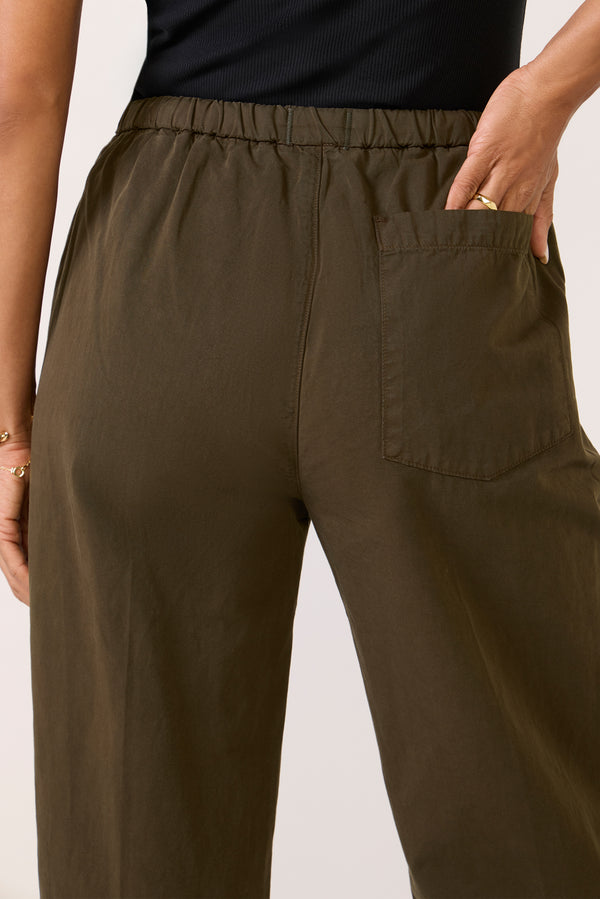 Everve Aurora Pull On Pant Darkolive