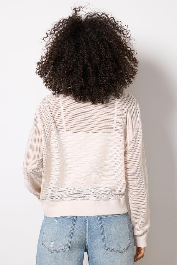 Everve Aviva Cropped Mesh V Neck Cement