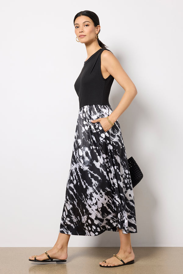everve Azalea Mixed Media Midi Dress Black/Tiedye