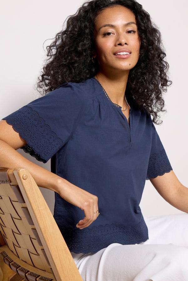 everve Blair Cutwork Trim Top Navy