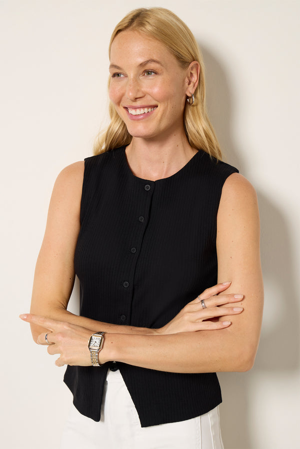 Everve Bobbie Button Front Ribbed Vest Black