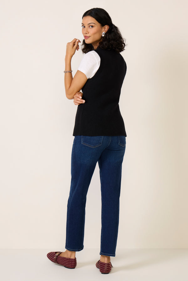 Everve Caia Slim Straight Jean Dakota