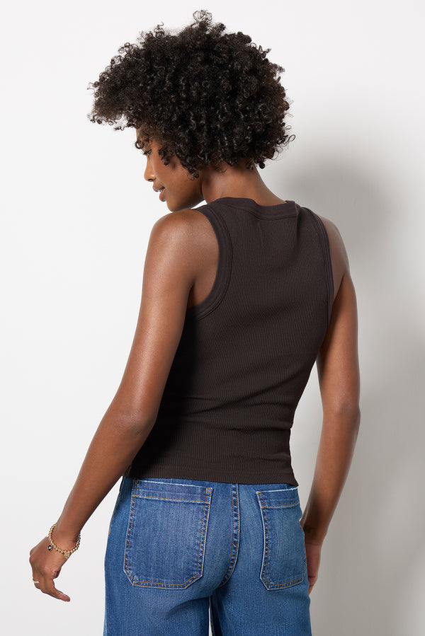 Everve Caralyn Tank Chocolate