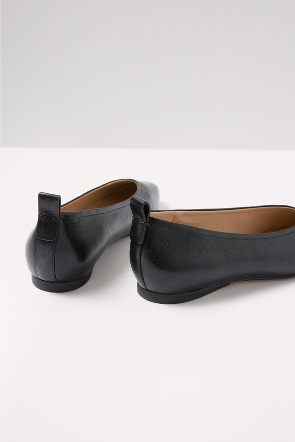 Everve Carla Flat Black