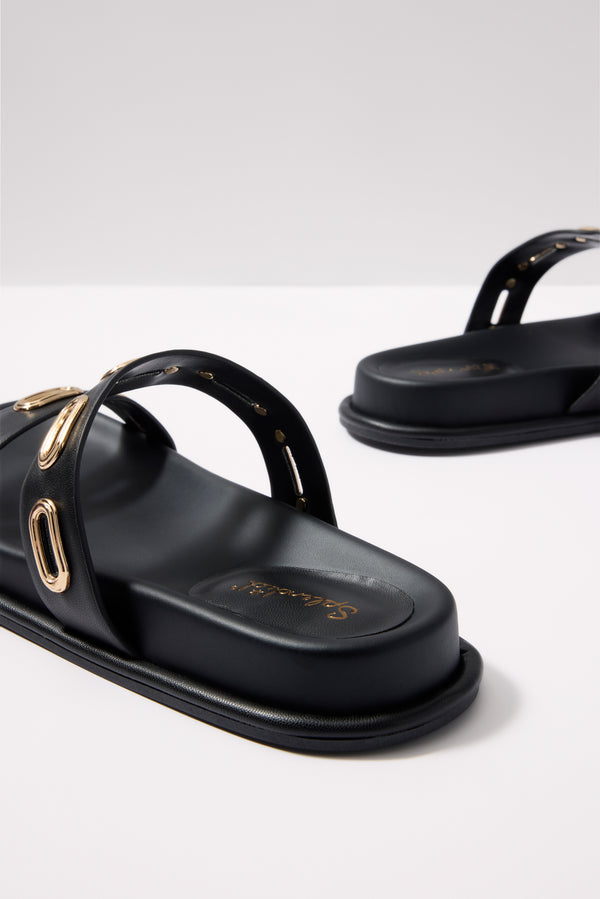 Everve Carmen Slide Sandal Black