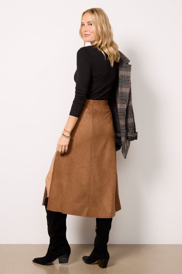 Everve Coco Suede Skirt Tobacco