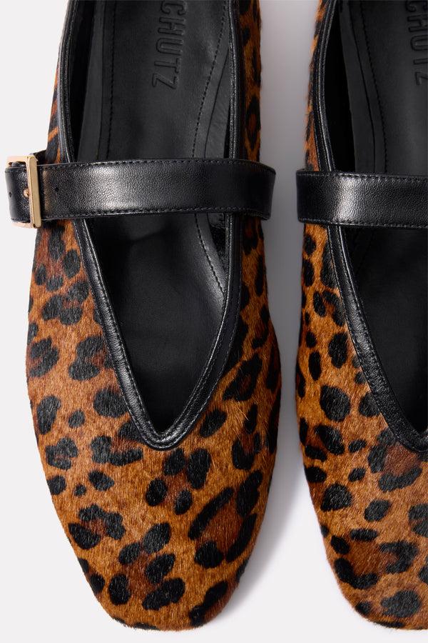 everve Courtney Buckle Leopard