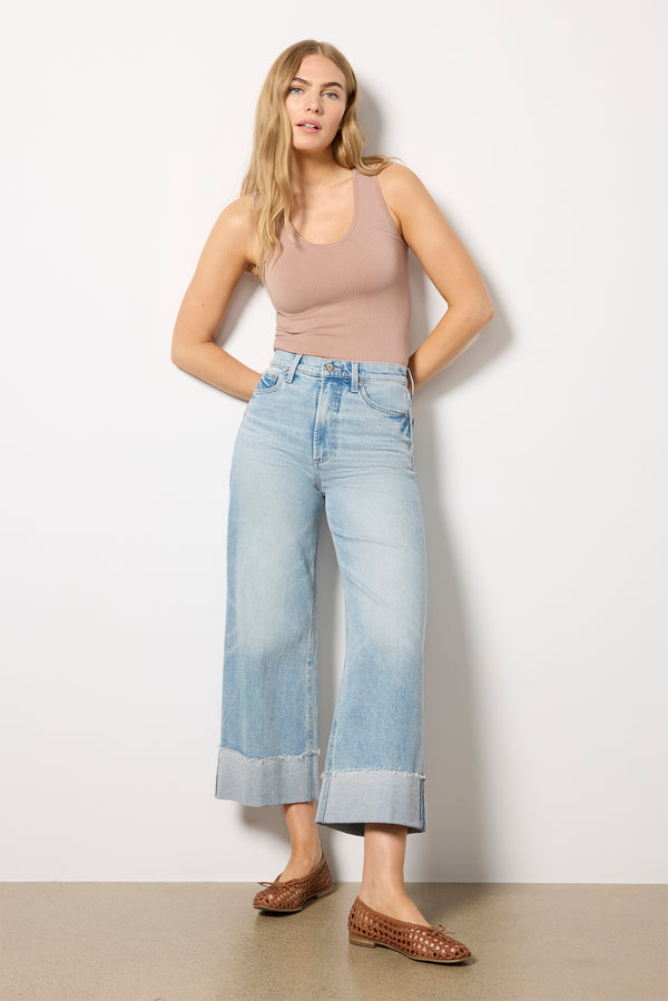 Everve Daisy Seamless Tank Desert