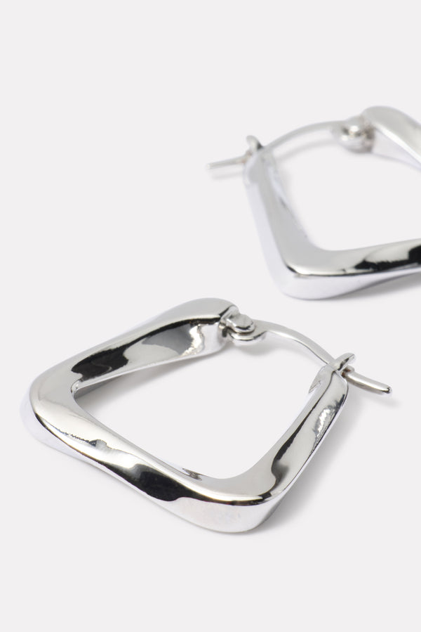 Everve Dottie Square Earrings Silver