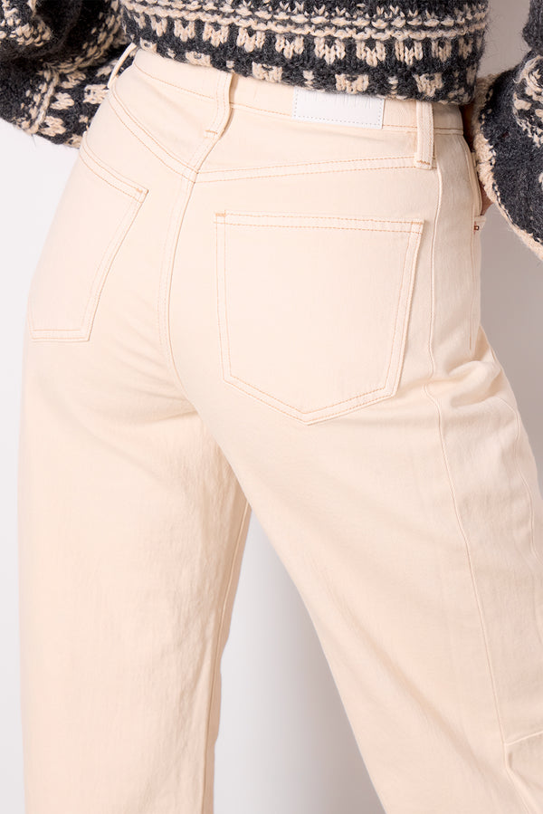 Everve Eli Arched Leg Ecru