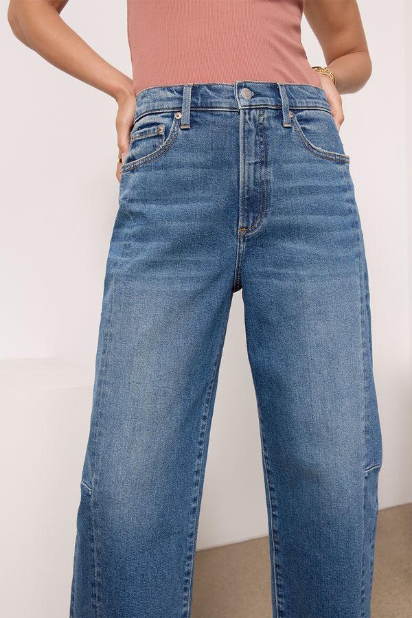 Everve Eli Arched Leg Venice