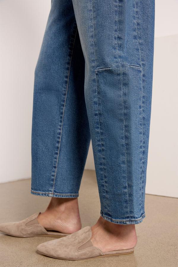 Everve Eli Arched Leg Venice