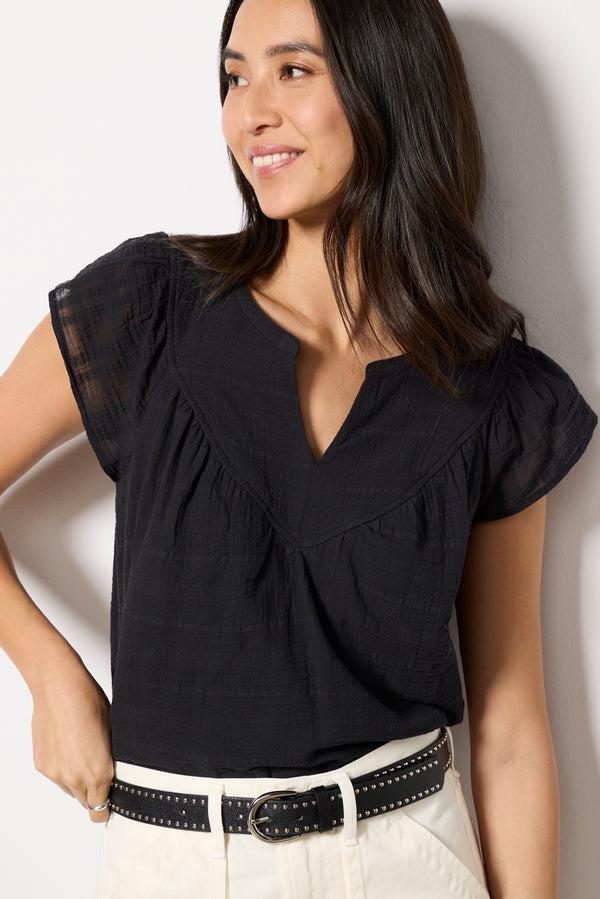 Everve Eliana V Neck Flutter Top Black