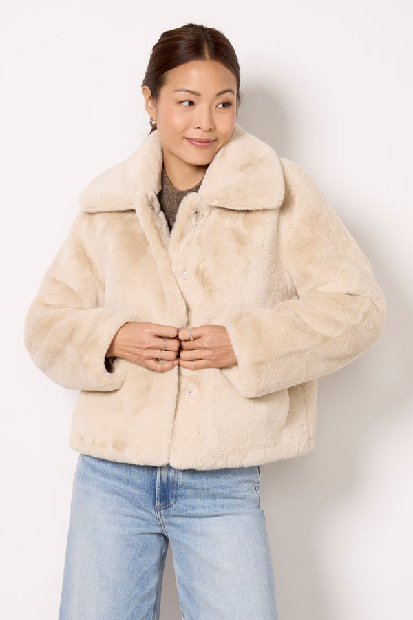 everve Elis Short Coat Latte
