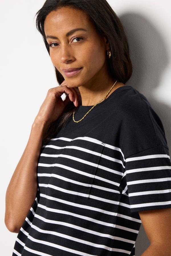 Everve Emersyn T-Shirt Dress Black