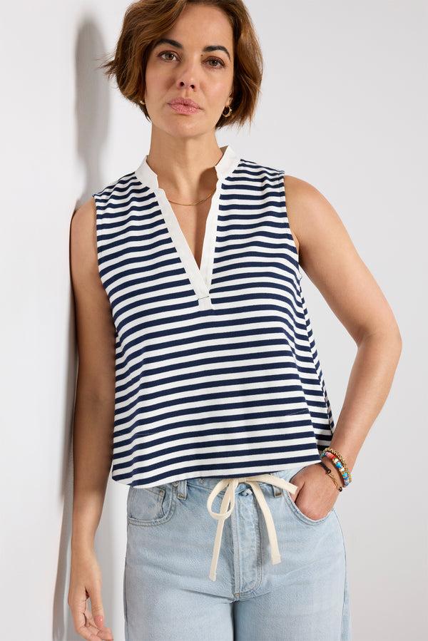 Everve Emmryn Crop Swing Tank Navy/Whitestripe