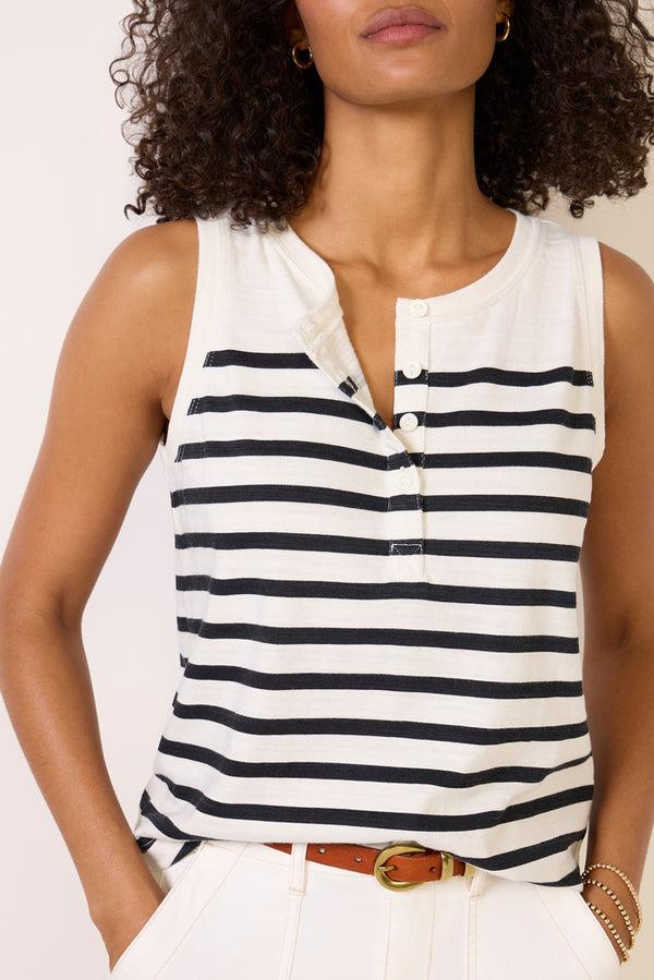 Everve Esme Striped Henley Tank White/Blackstripe