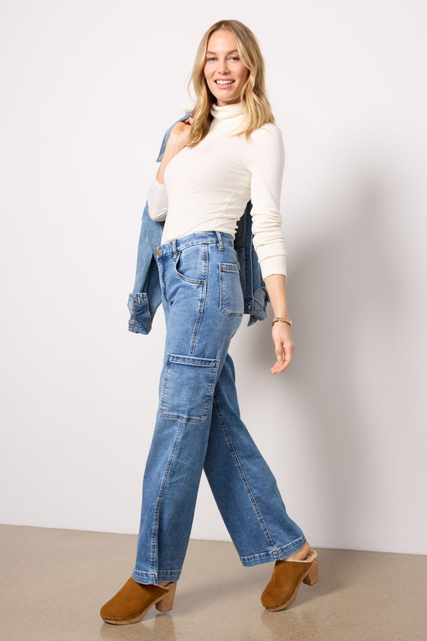 Everve Essential Turtleneck Ivory