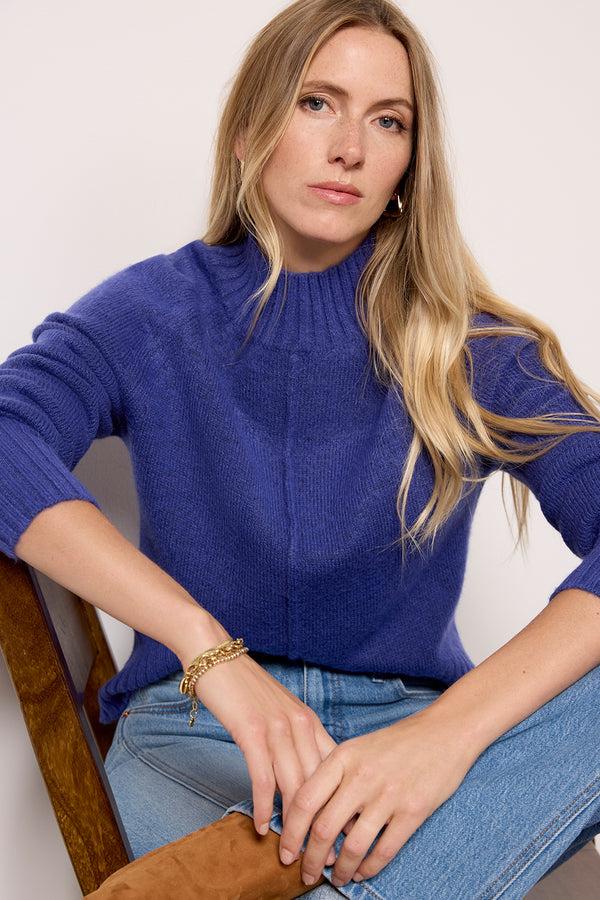 Everve Esther Pullover Cobalt