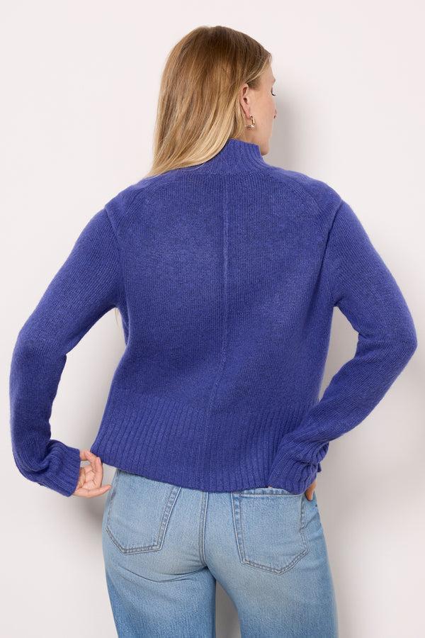Everve Esther Pullover Cobalt