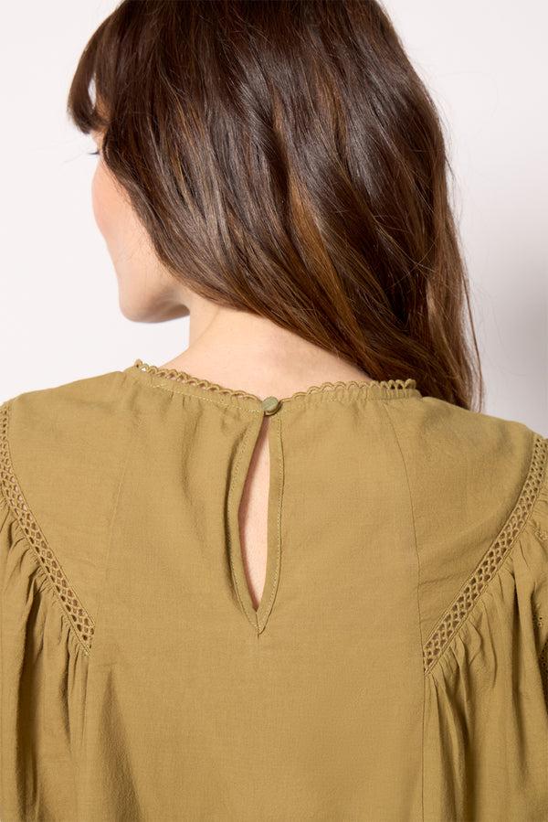 Everve Faye Eyelet Detail Blouse Olive