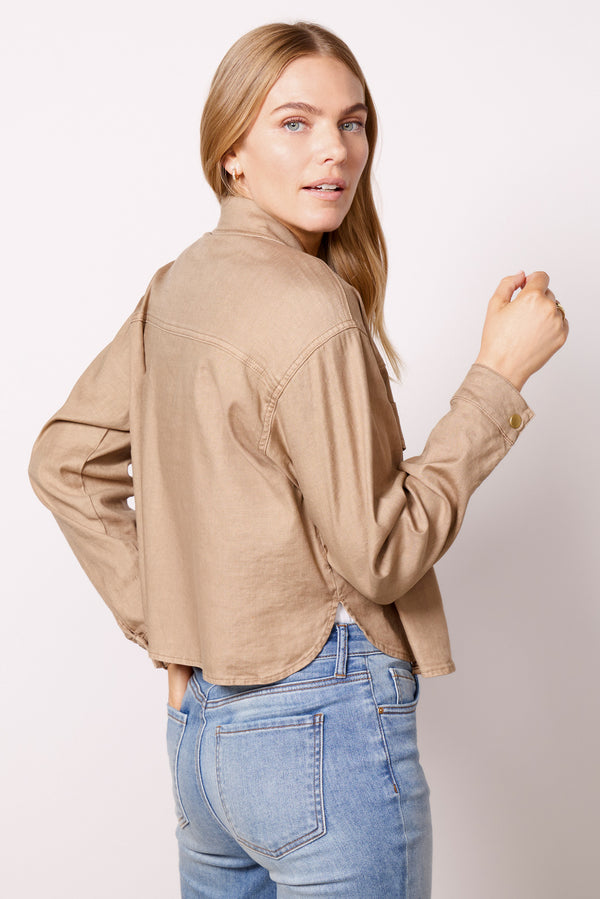 Everve Frankie Stretch Linen Shacket Camel