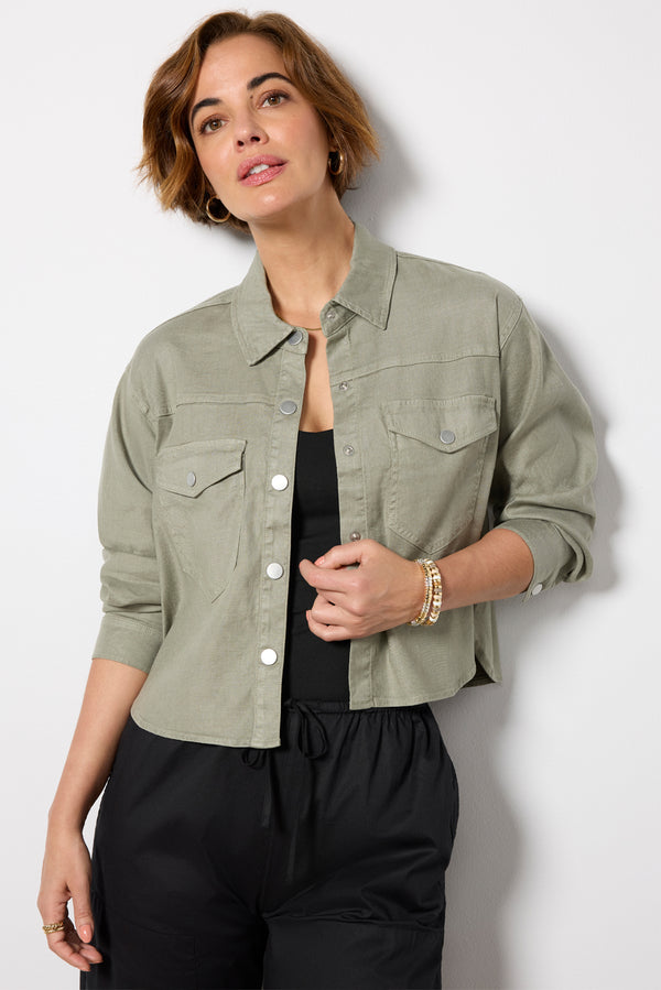 Everve Frankie Stretch Linen Shacket Sage