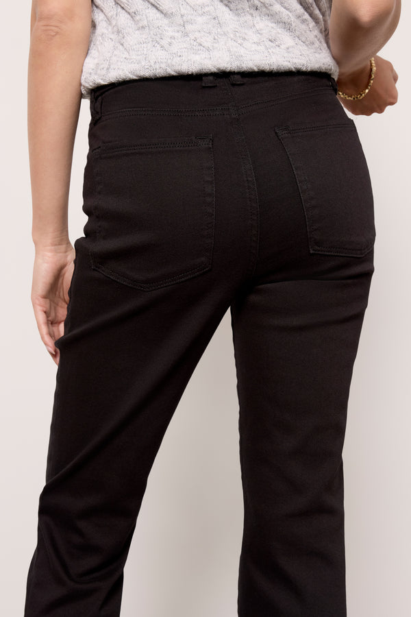 Everve Good Petite Flare Black001