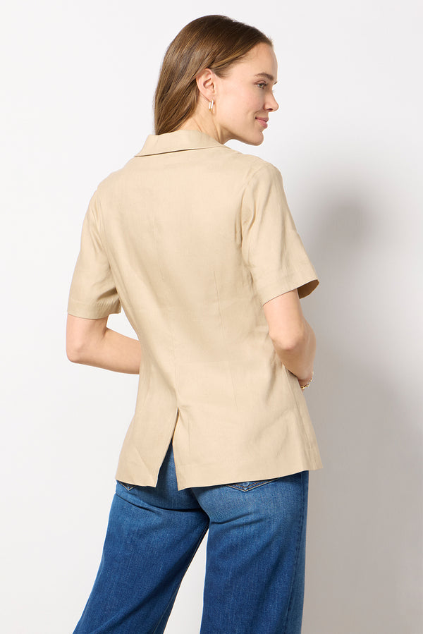 Everve Grayson Short Sleeve Blazer Tan