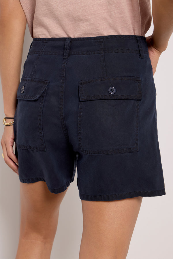 Everve Haddie Short Navy