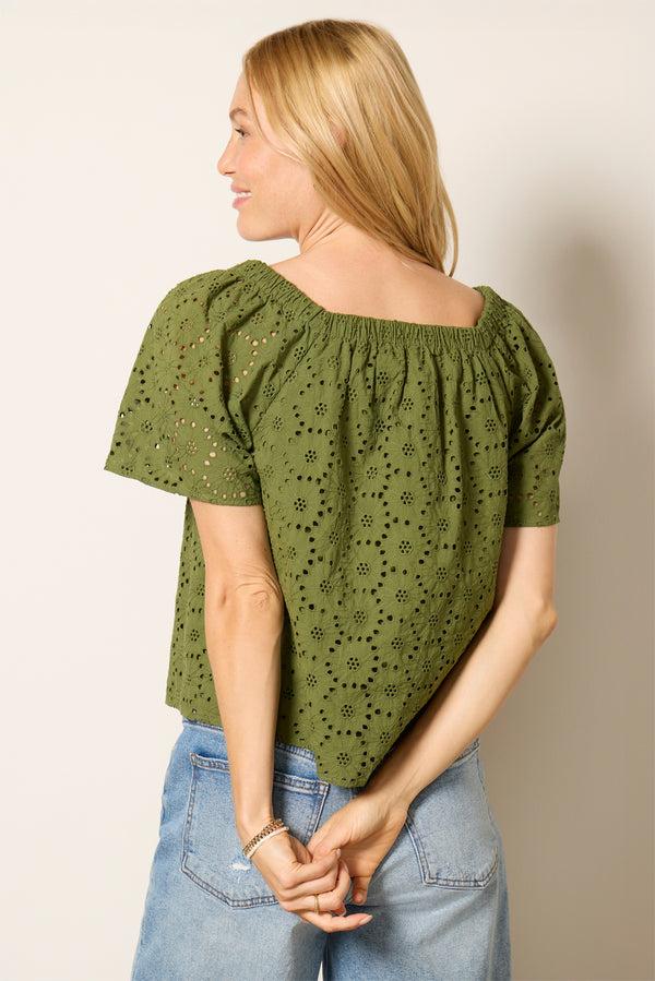Everve Hadley Eyelet Top Olive
