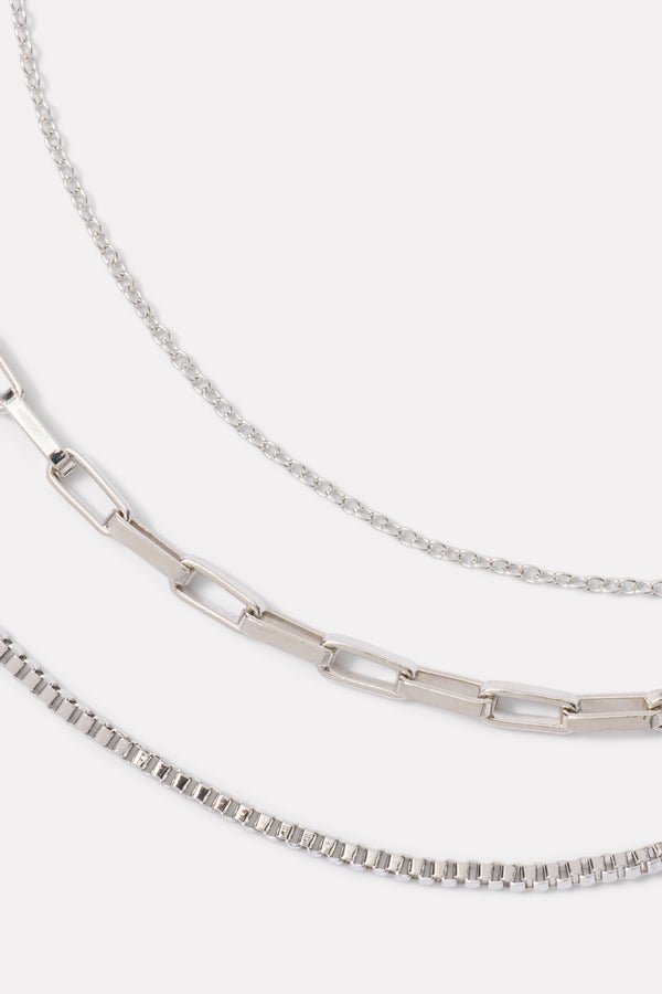 everve Hilton Necklace Stack Silver