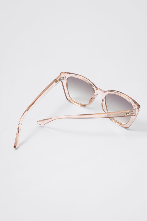 Everve Incantation Sunglasses Sand