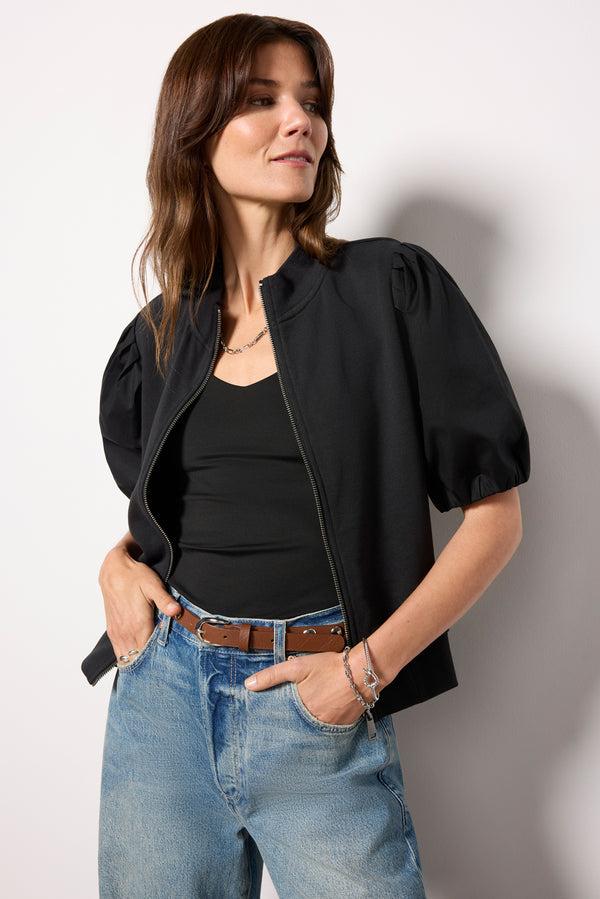 Everve Jordan Puff Sleeve Top Black