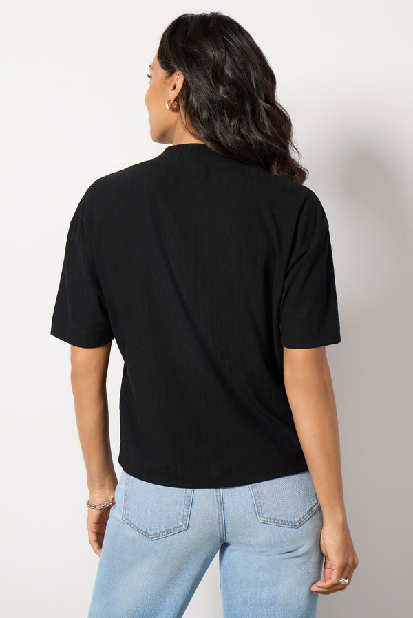 Everve Kasey Mock Placket Tee Black